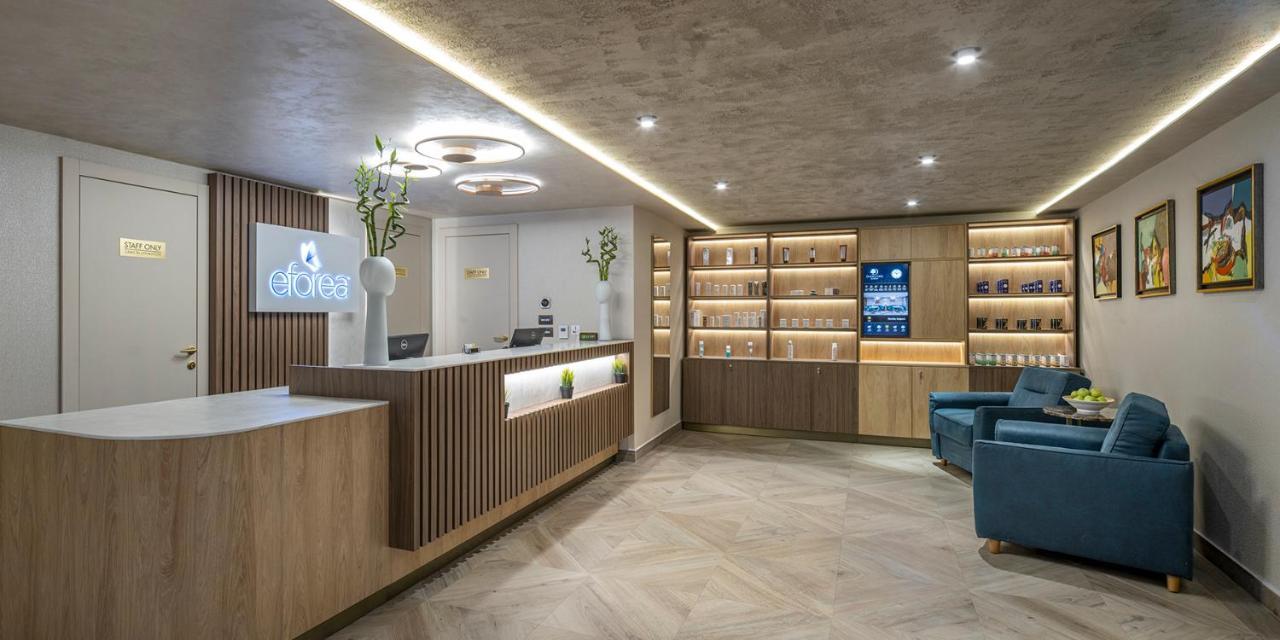 Doubletree By Hilton Plovdiv Center Hotel Екстериор снимка